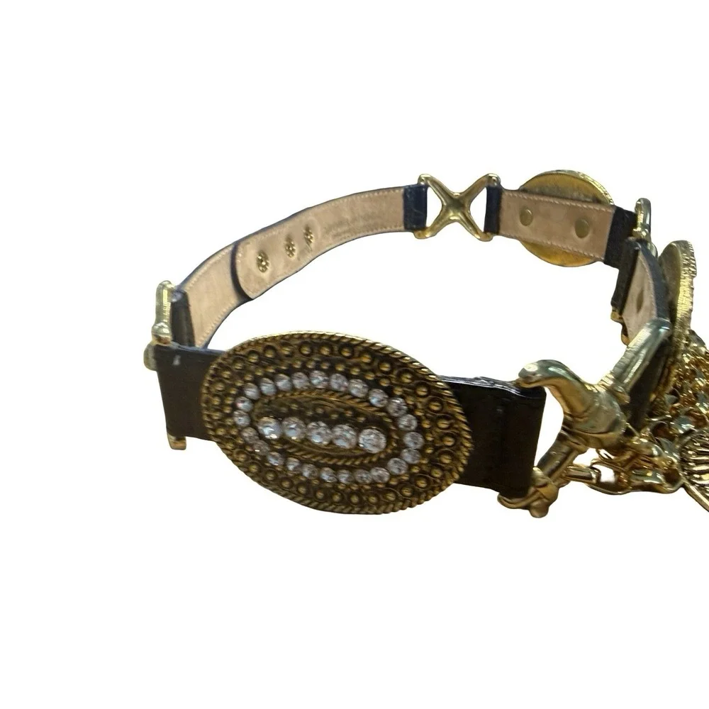 STREETS AHEAD 80S VTG WIDE LEATHER CRYSTAL GOLD CHAIN‎ MEDALLION BELT SML RUNWAY